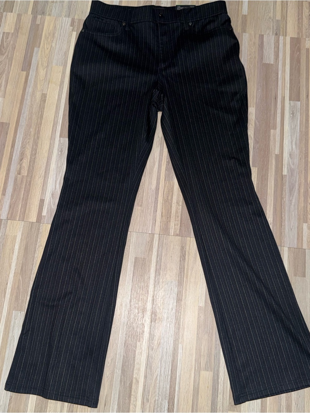 Simply Vera Vera Wang Black Pinstripe women’s Dress Pants